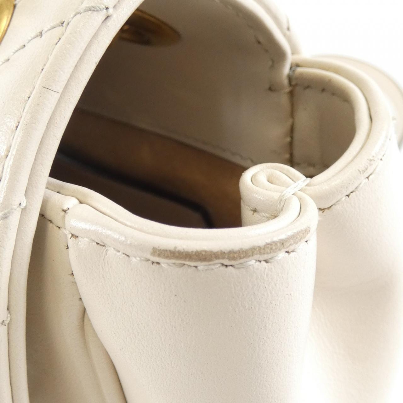 グッチ GG マーモント739682 AABZC ショルダーバッグ