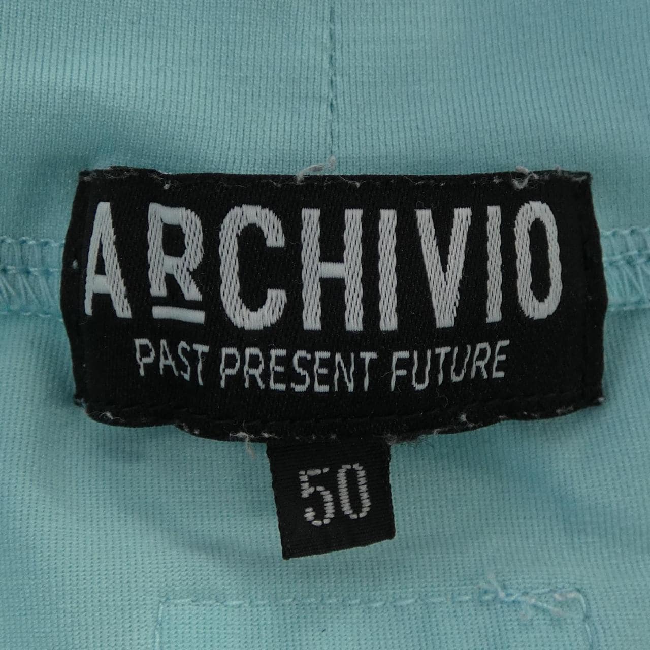 アルチビオ ARCHIVIO Tシャツ