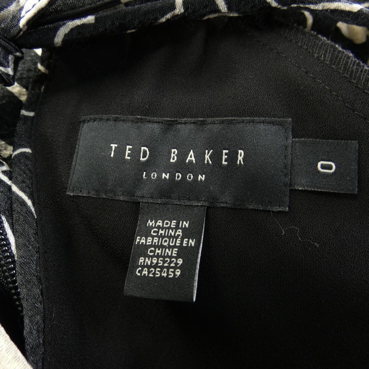 泰式贝克TED BAKER连衣裙