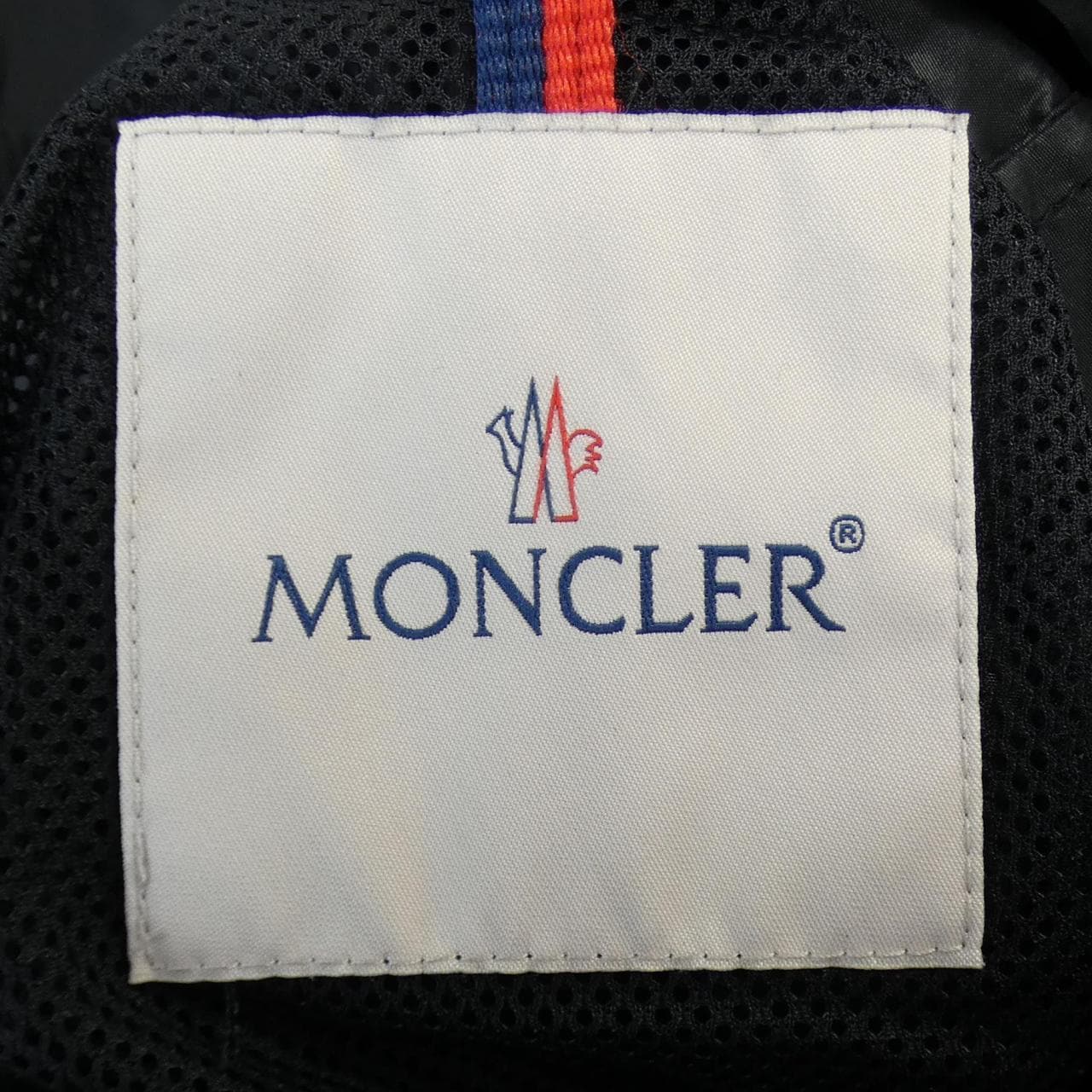 MONCLER蒙克勒·布卢森