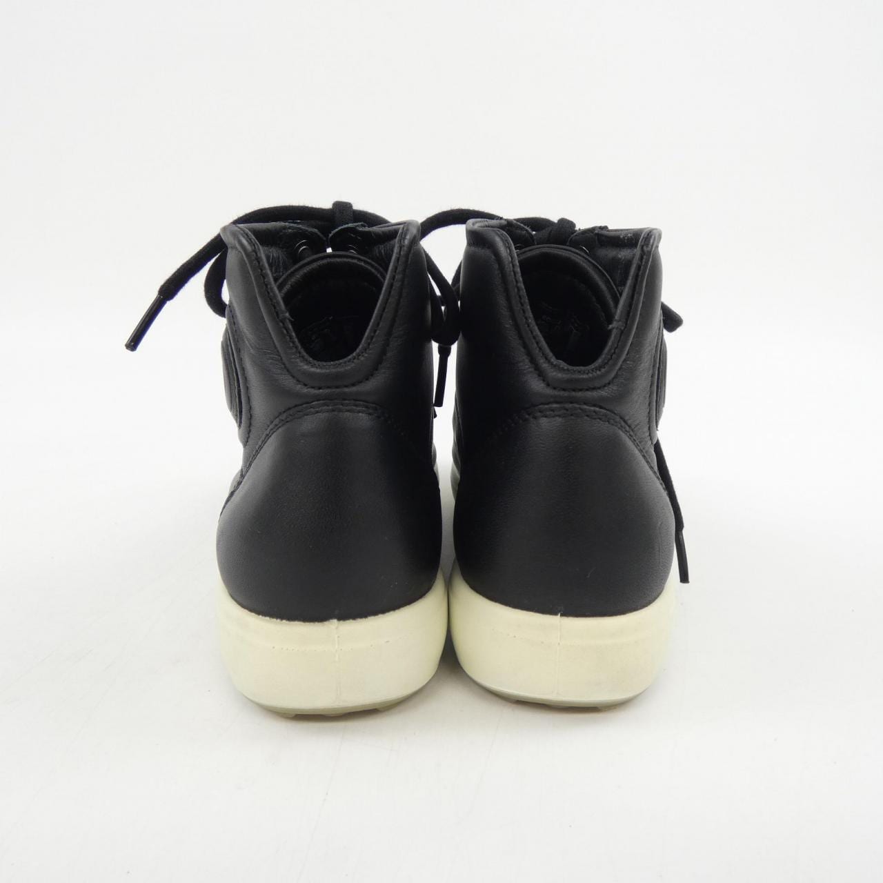 エコー ecco スニーカー