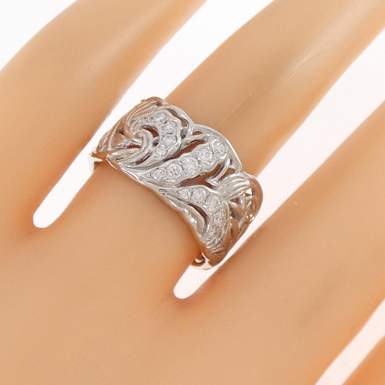 クイーン ダイヤモンド リング 0.23CT