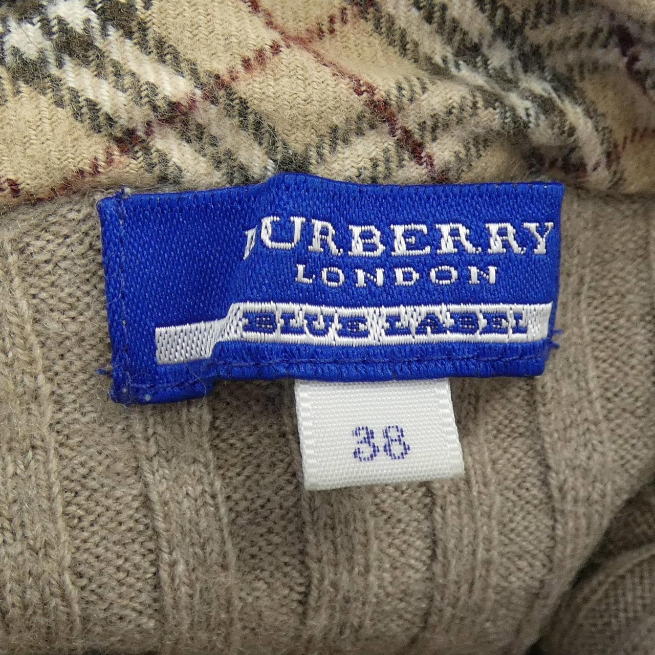 バーバリーブルーレーベル BURBERRY BLUE LABEL E1N23-274-40 パーカー