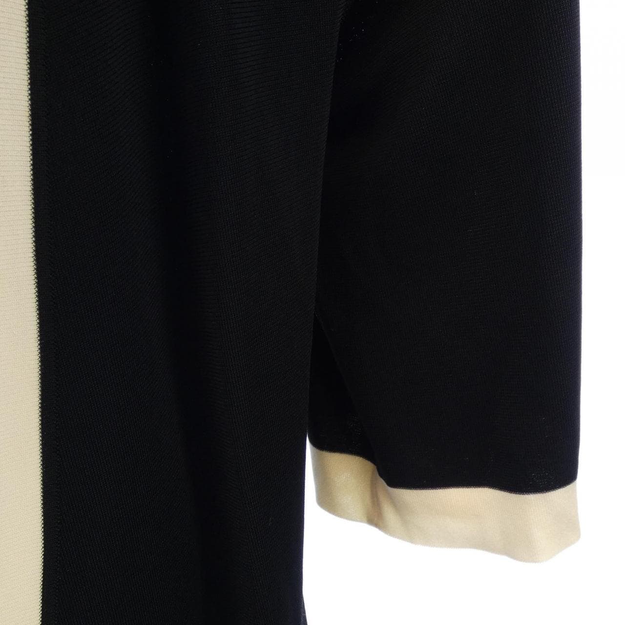 シャネル CHANEL P47646K06020 カーディガン