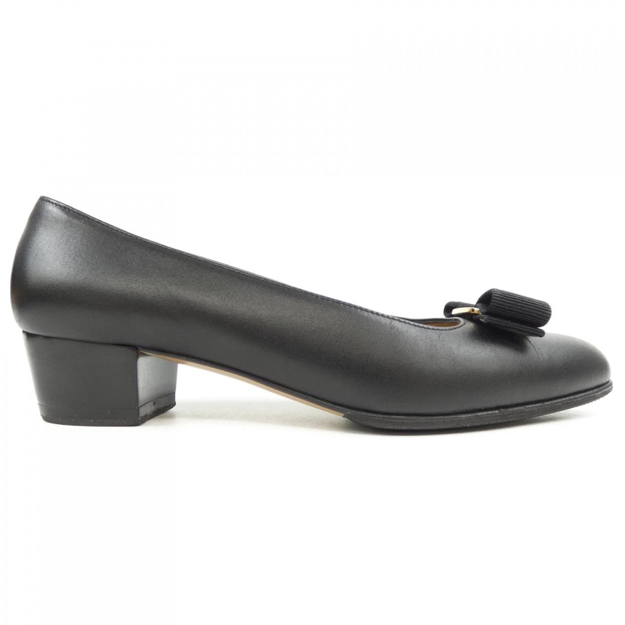 サルヴァトーレフェラガモ SALVATORE FERRAGAMO パンプス