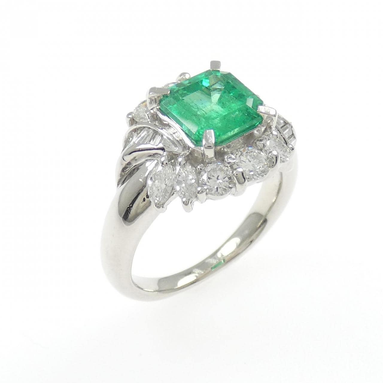 PT900 エメラルド リング 1.95CT