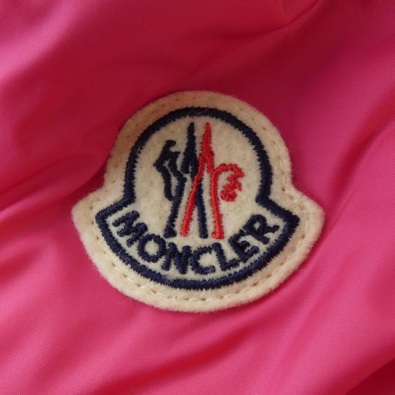 モンクレール MONCLER ダウンジャケット