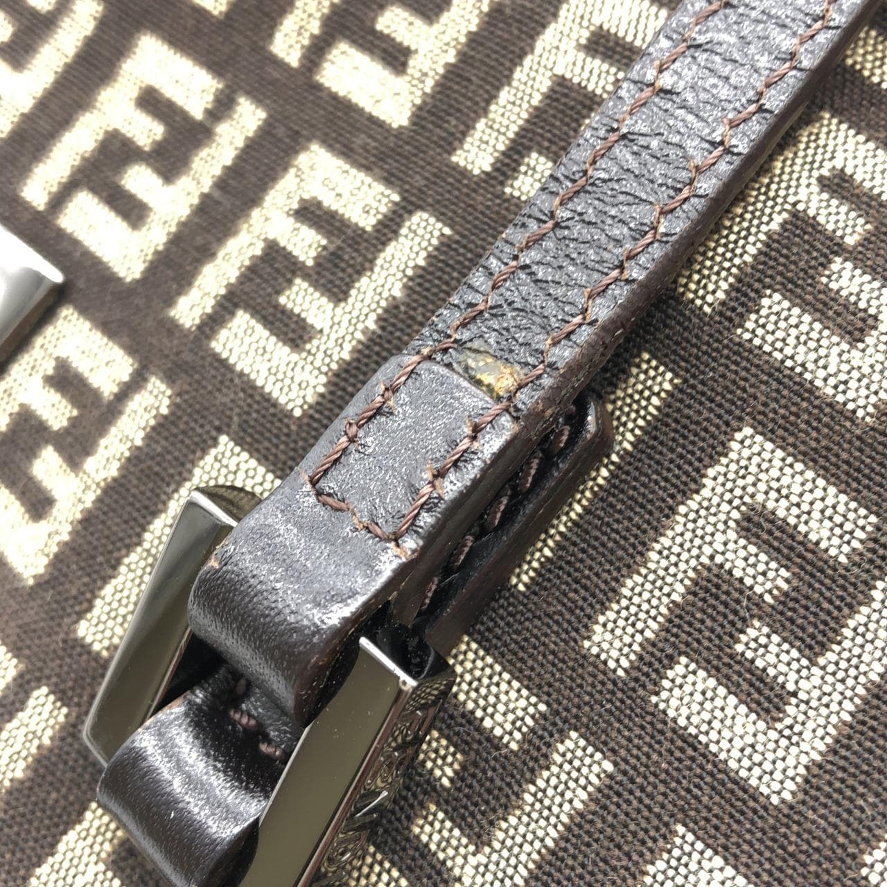 【ヴィンテージ】フェンディ 8BH131 JQ4 バッグ