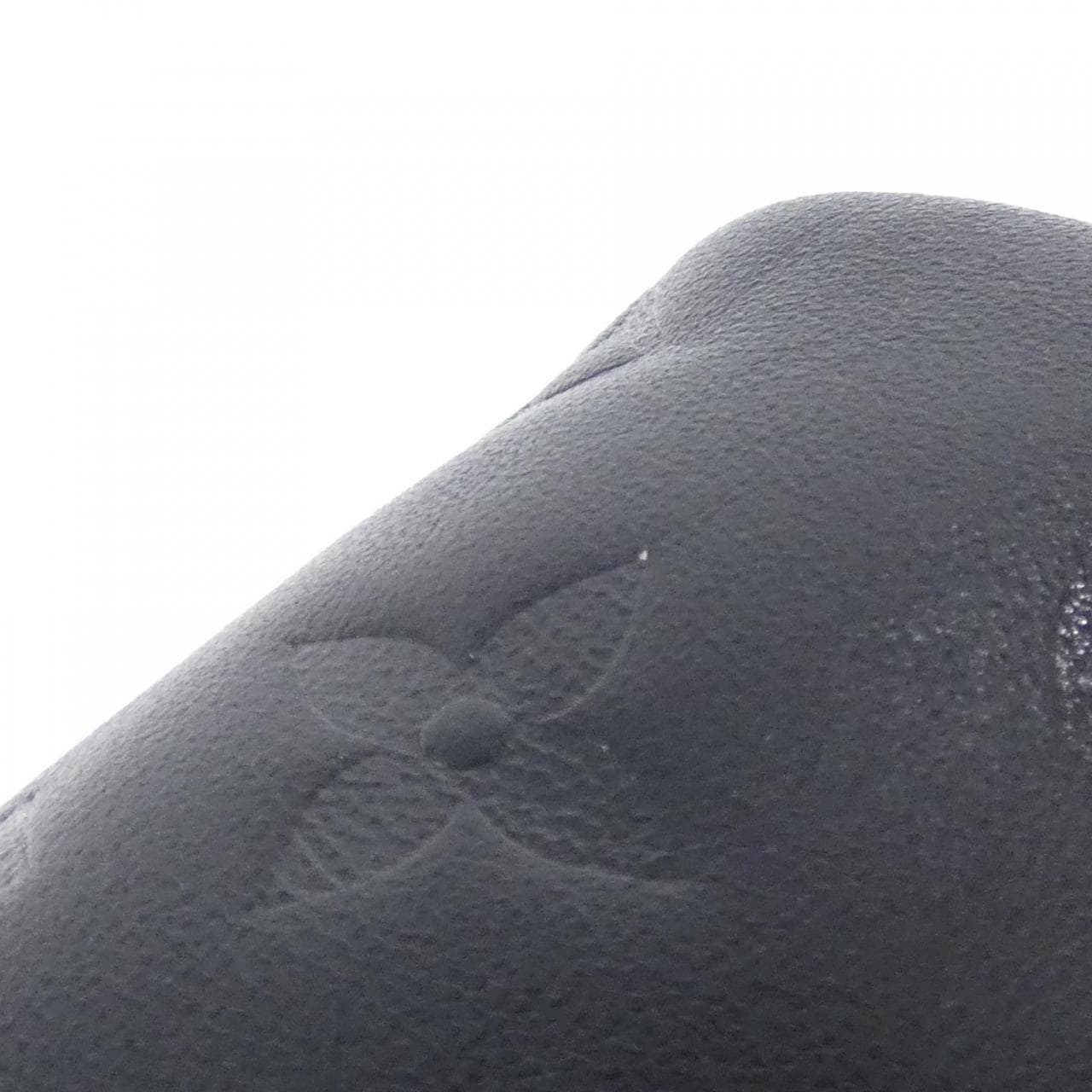 ルイヴィトン ポシェット クッサン M82116 ショルダーバッグ