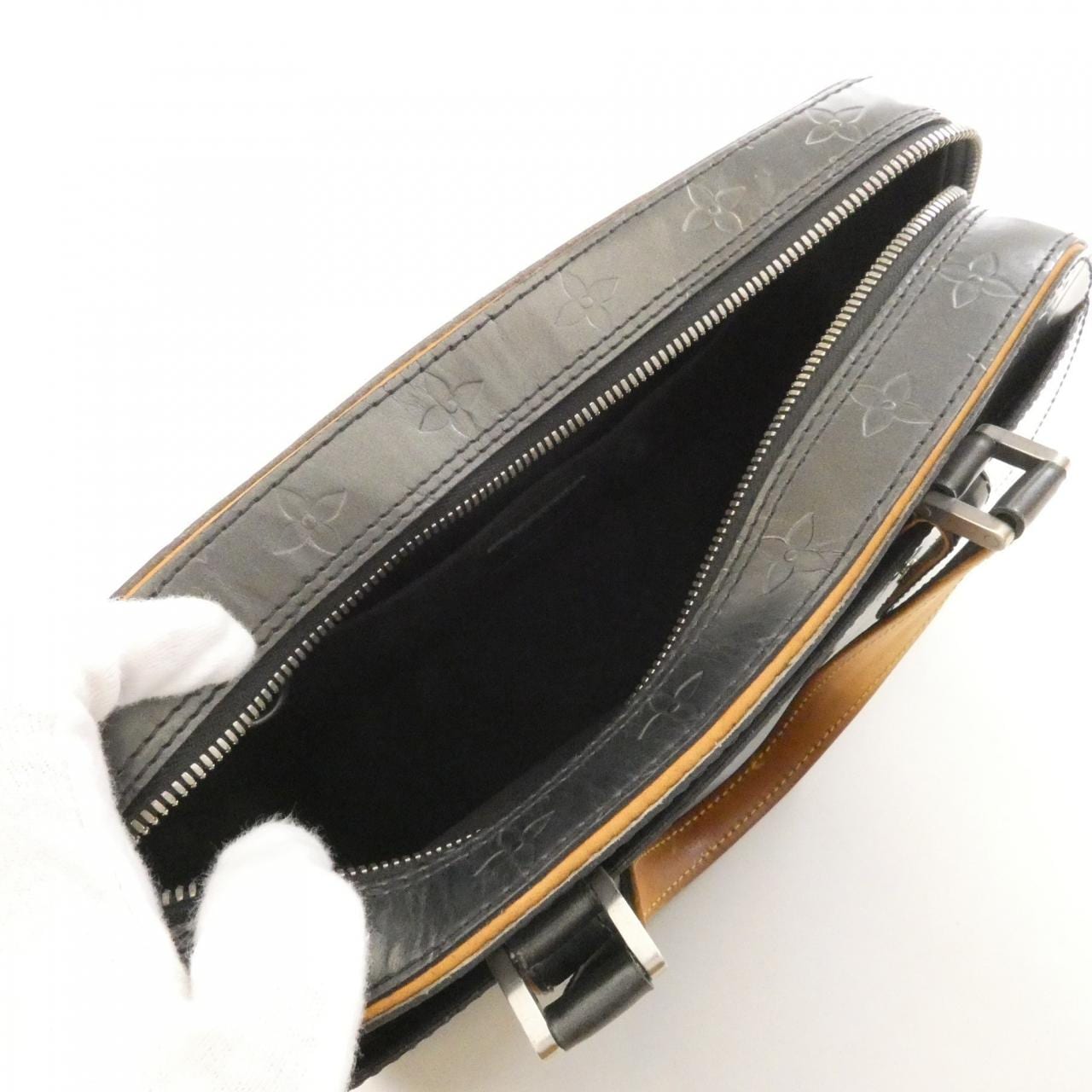 ルイヴィトン モノグラム マット シェルトン M55172 バッグ