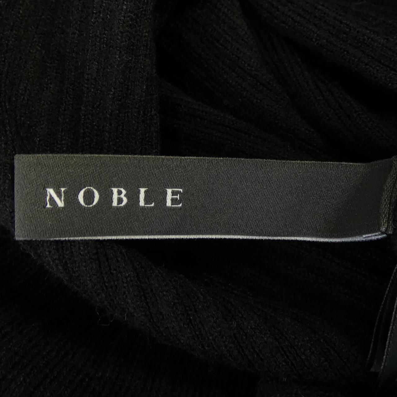 ノーブル Noble スカート