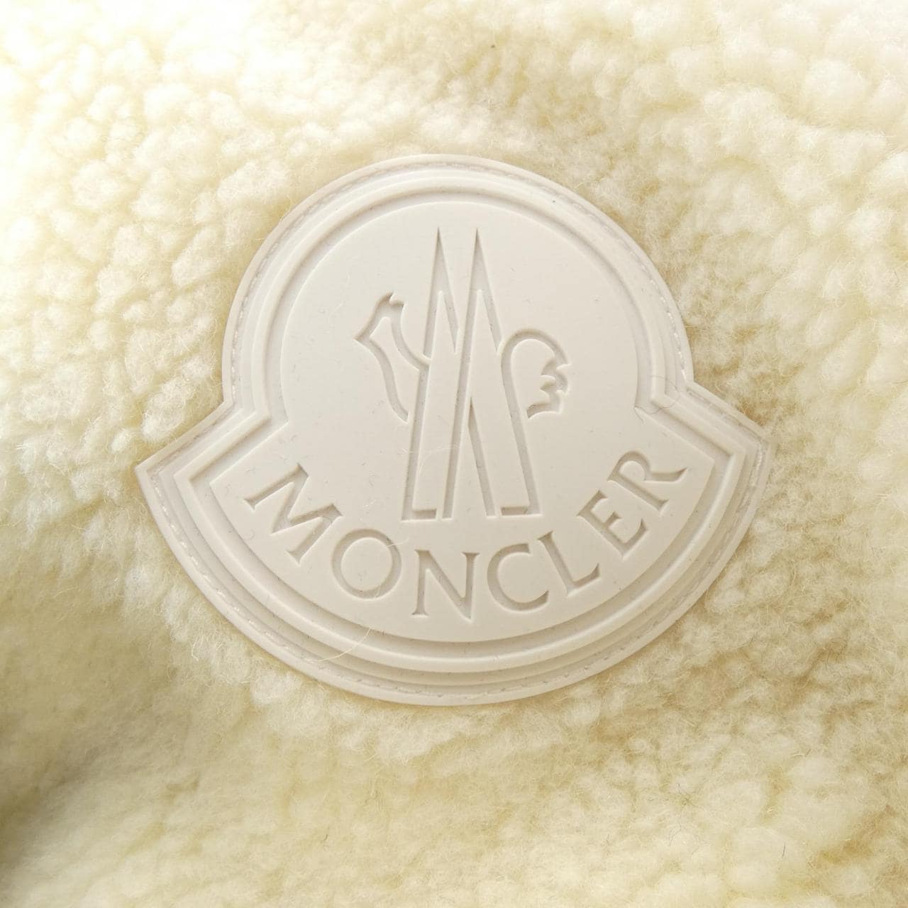 MONCLER蒙克勒羽绒服