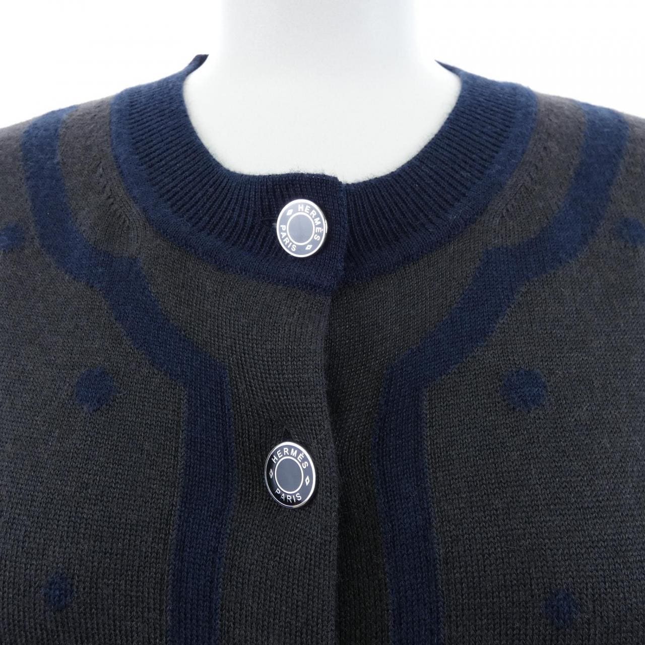 エルメス HERMES HARNAIS DE COUR 2H2703D8 カーディガン