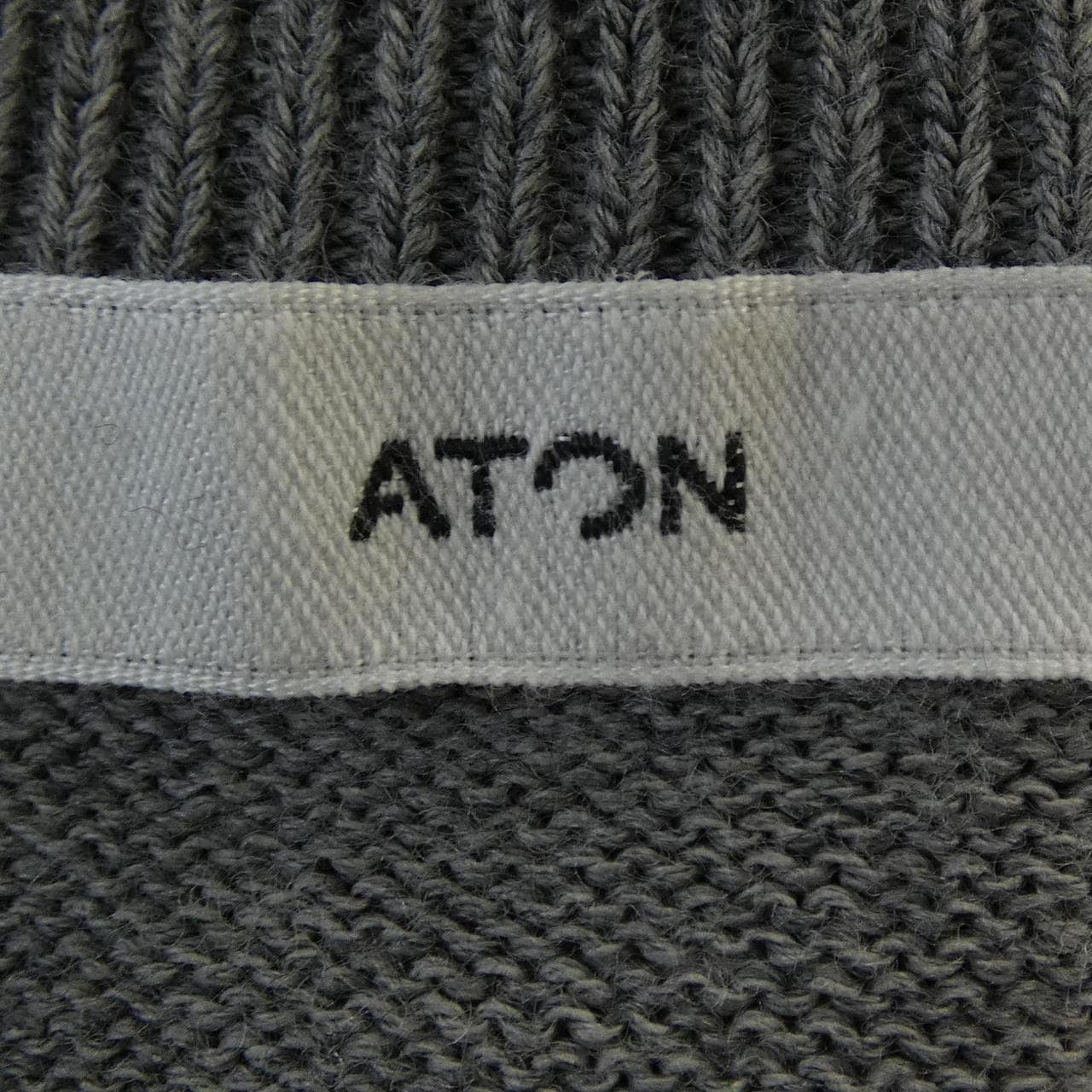 エイトン ATON ニット