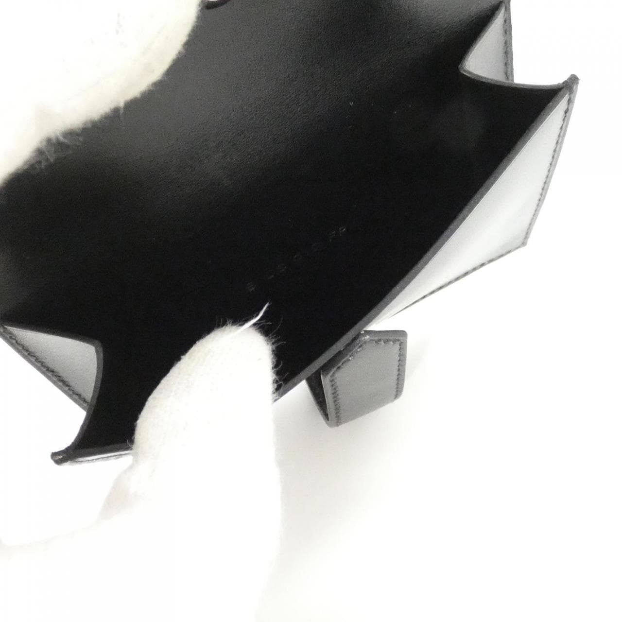 エルメス ベアン ミニ モノクローム 084690CH 財布