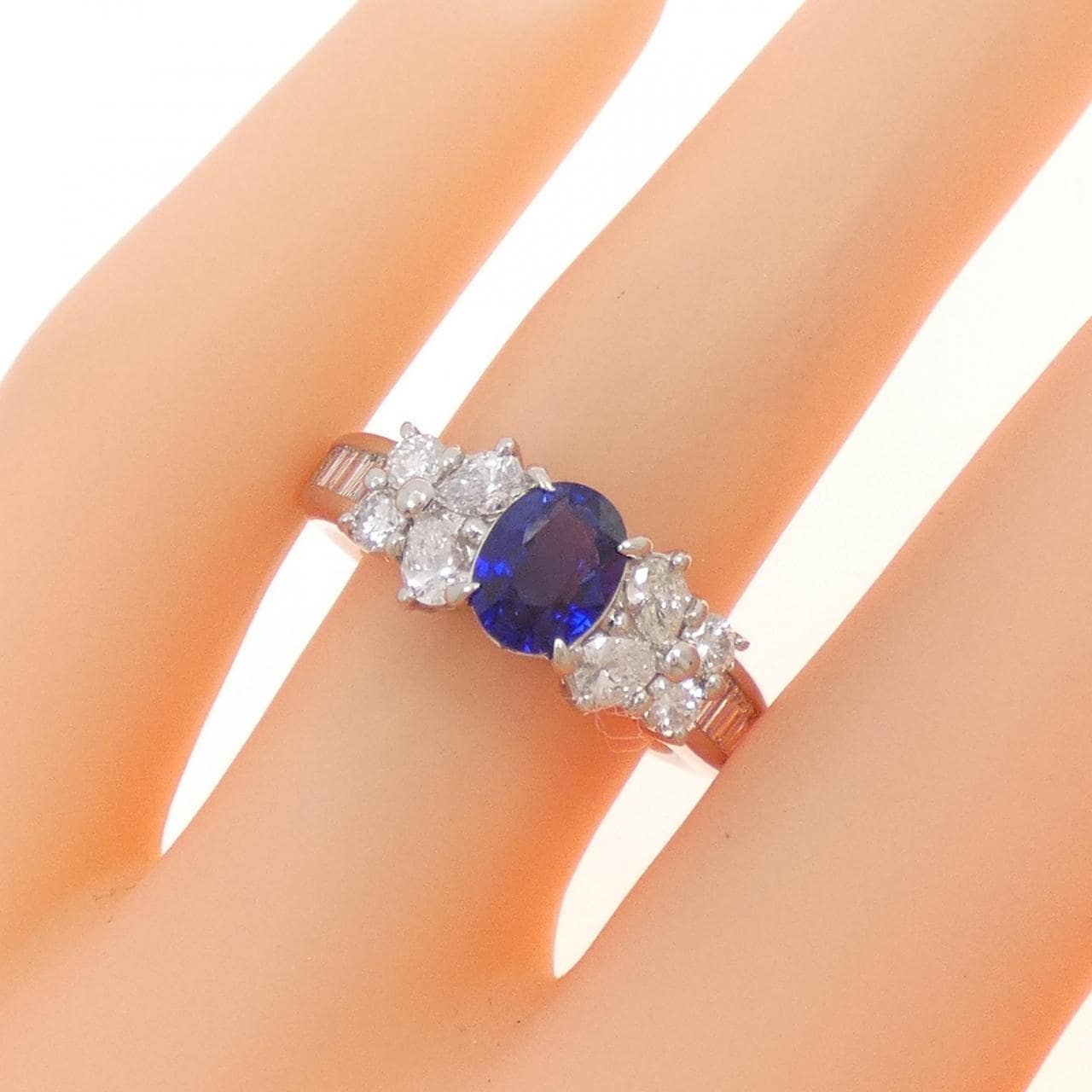 PT900 サファイヤ リング 1.15CT