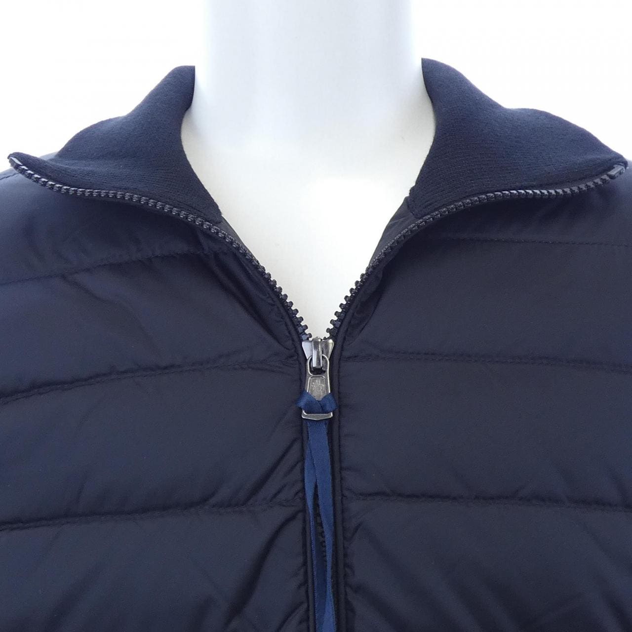 【新品】モンクレール MONCLER K20919B50700 ダウンジャケット