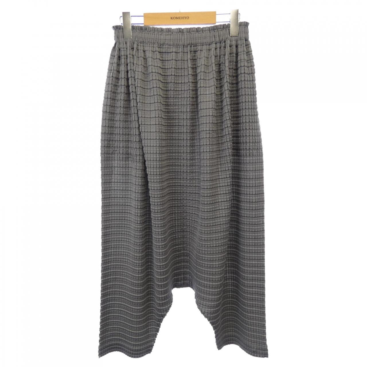 プリーツプリーズ PLEATS PLEASE パンツ