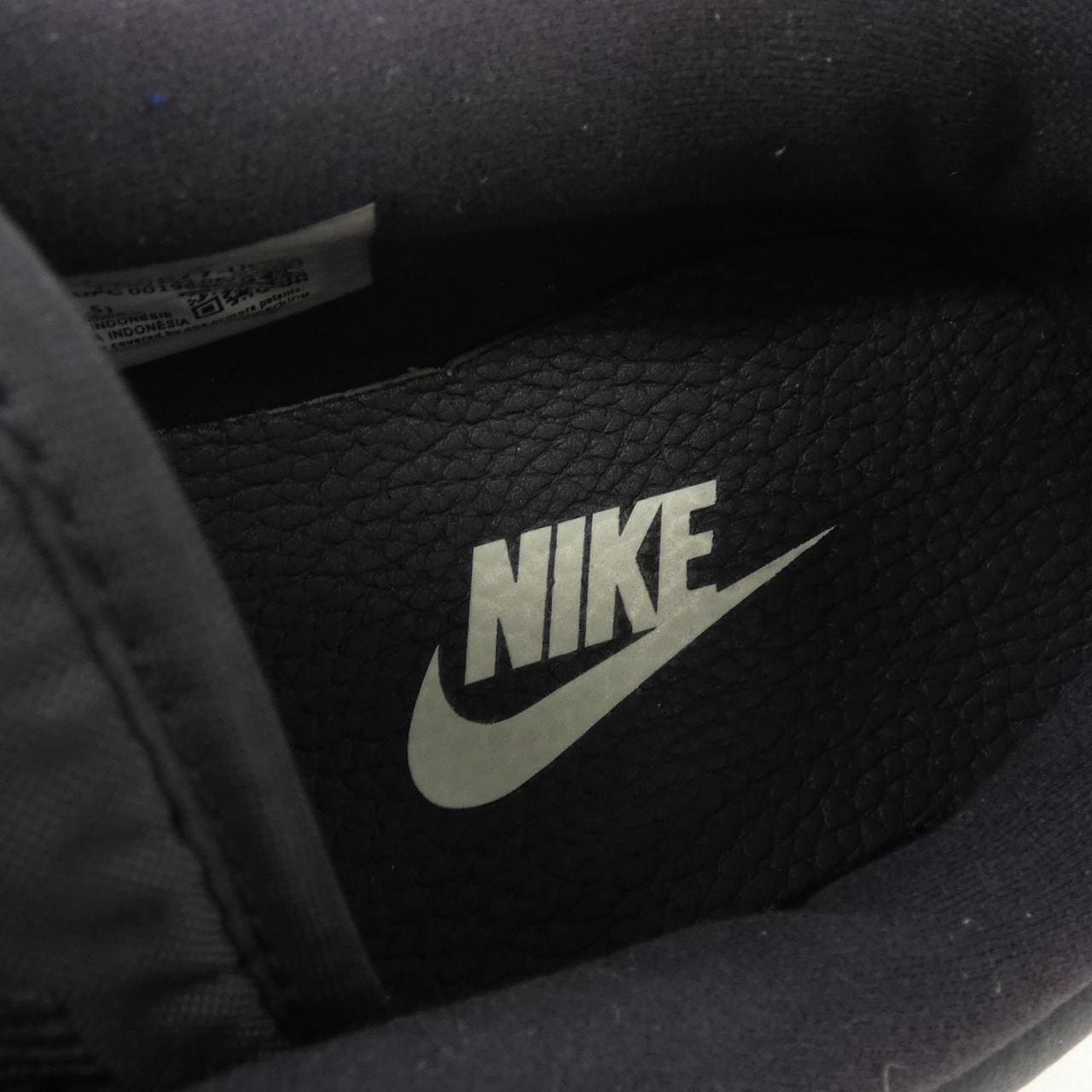 ナイキ NIKE FB6877-001 スニーカー