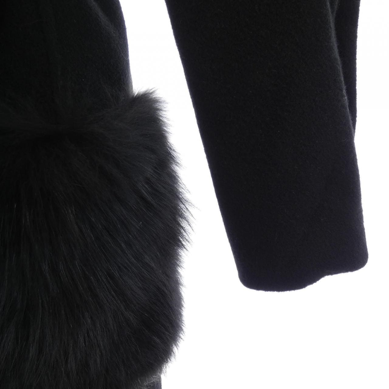 フェンディ FENDI FF8833 W18 コート