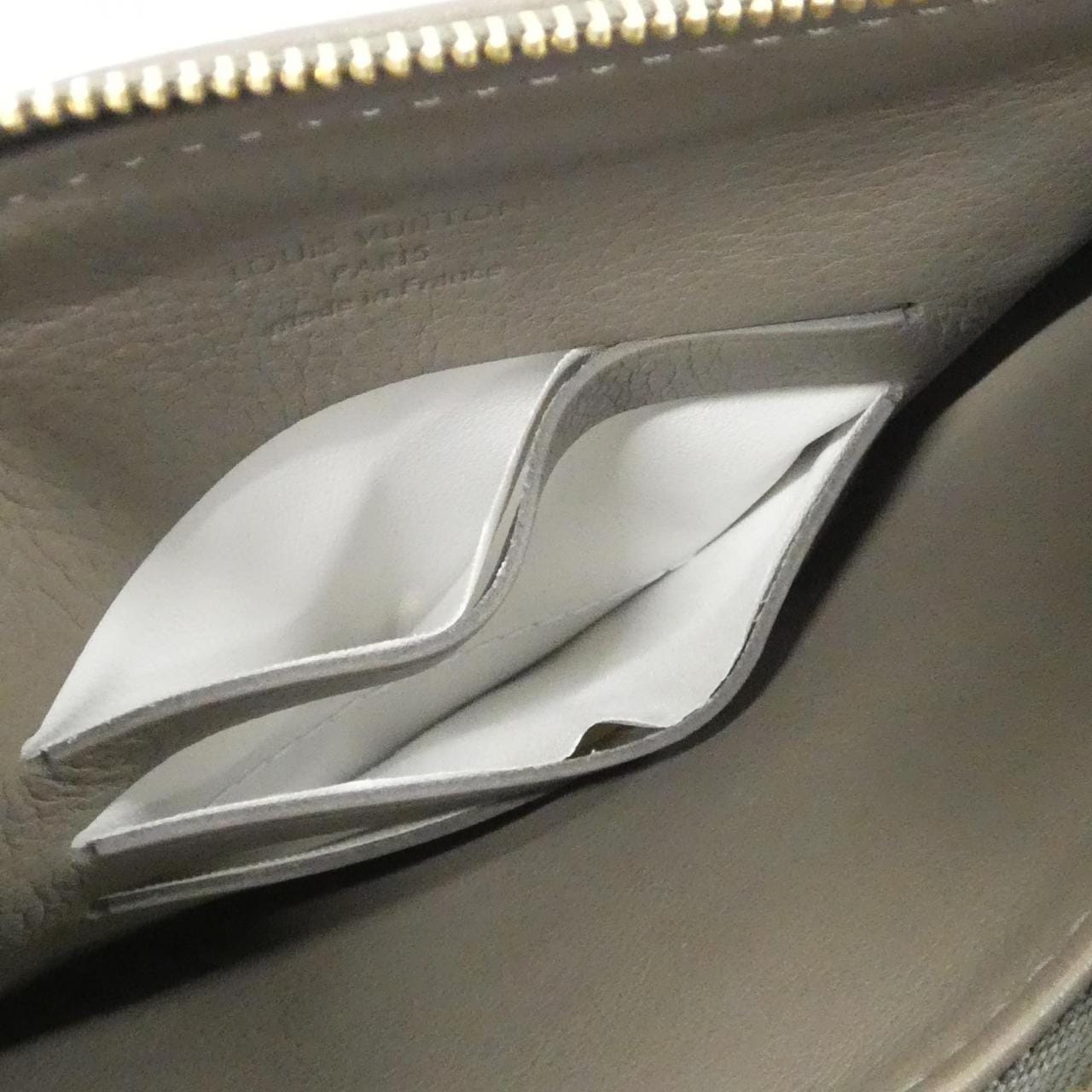 ルイヴィトン マヒナ セレネ MM M94213 ショルダーバッグ