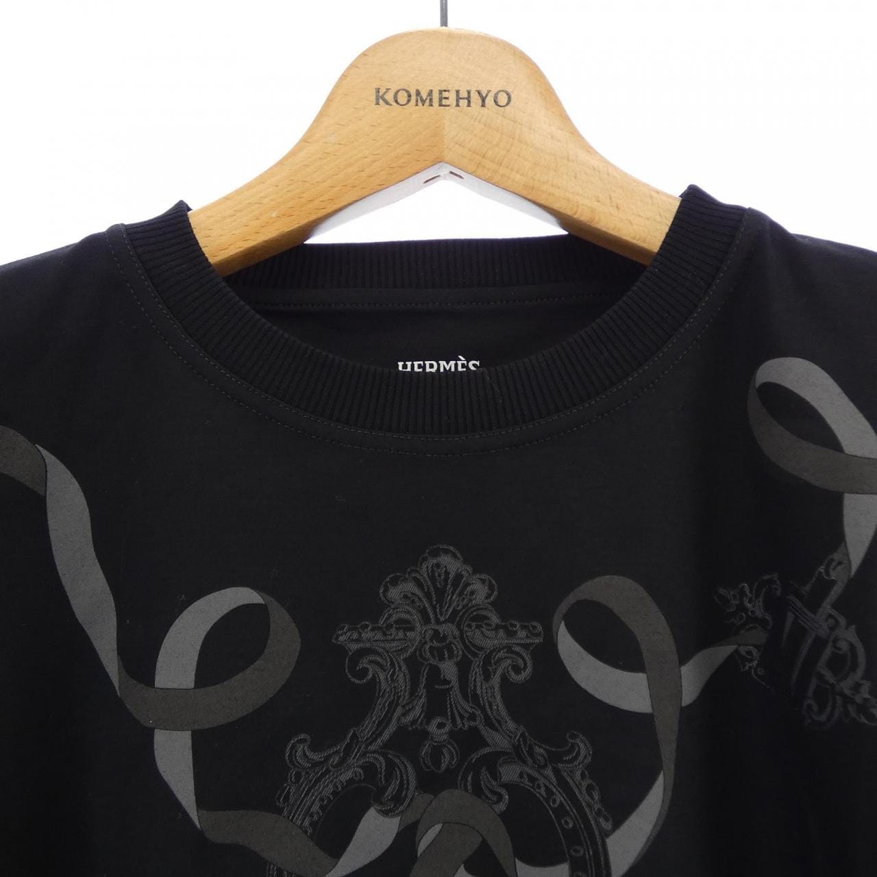 エルメス HERMES カルトゥッシュ フェロヌリー 6E4638DC Tシャツ