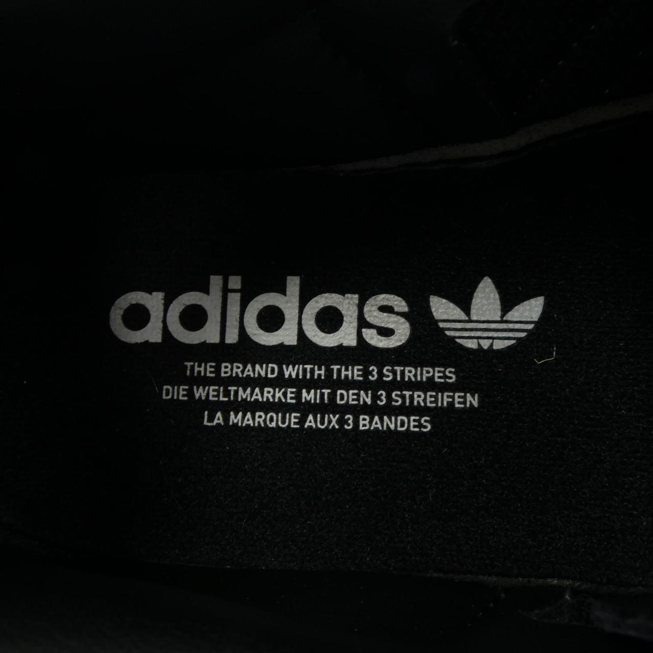 アディダス ADIDAS スニーカー