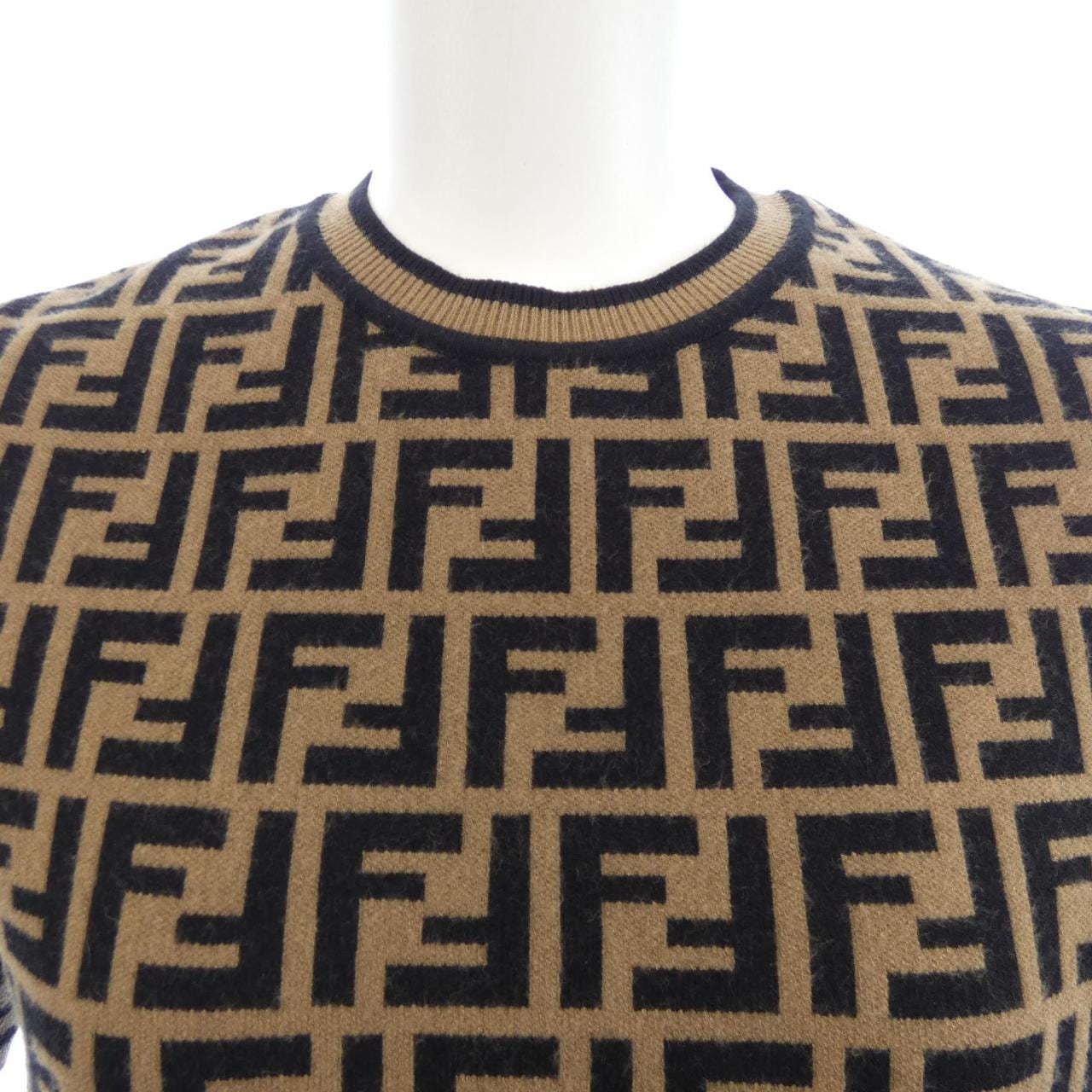 フェンディ FENDI FFモチーフ FZY702 A5QG ニット