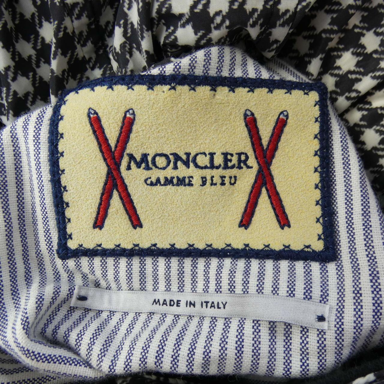 モンクレールガムブルー MONCLER GAMMEBLEU 123914132231 ダウンジャケット
