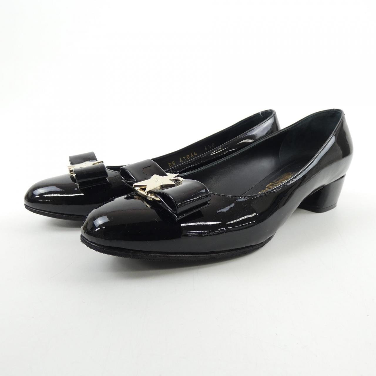 サルヴァトーレフェラガモ SALVATORE FERRAGAMO DB 41044 パンプス
