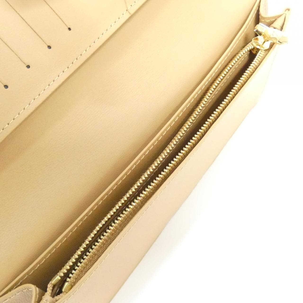 ルイヴィトン トリヨン LVヴェルティカル ウォレット M81330 財布