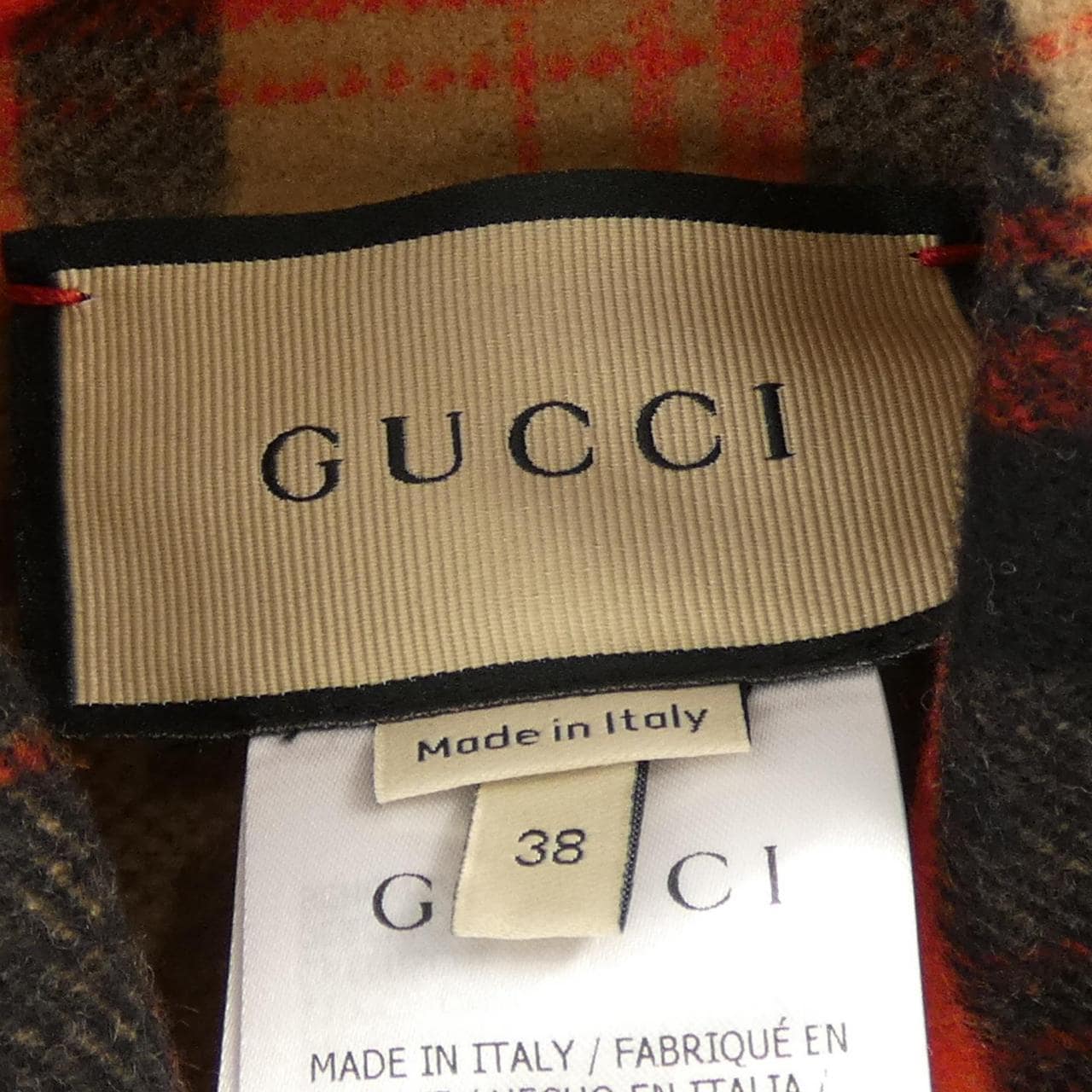 グッチ GUCCI 695127 ZAIT6 ケープ
