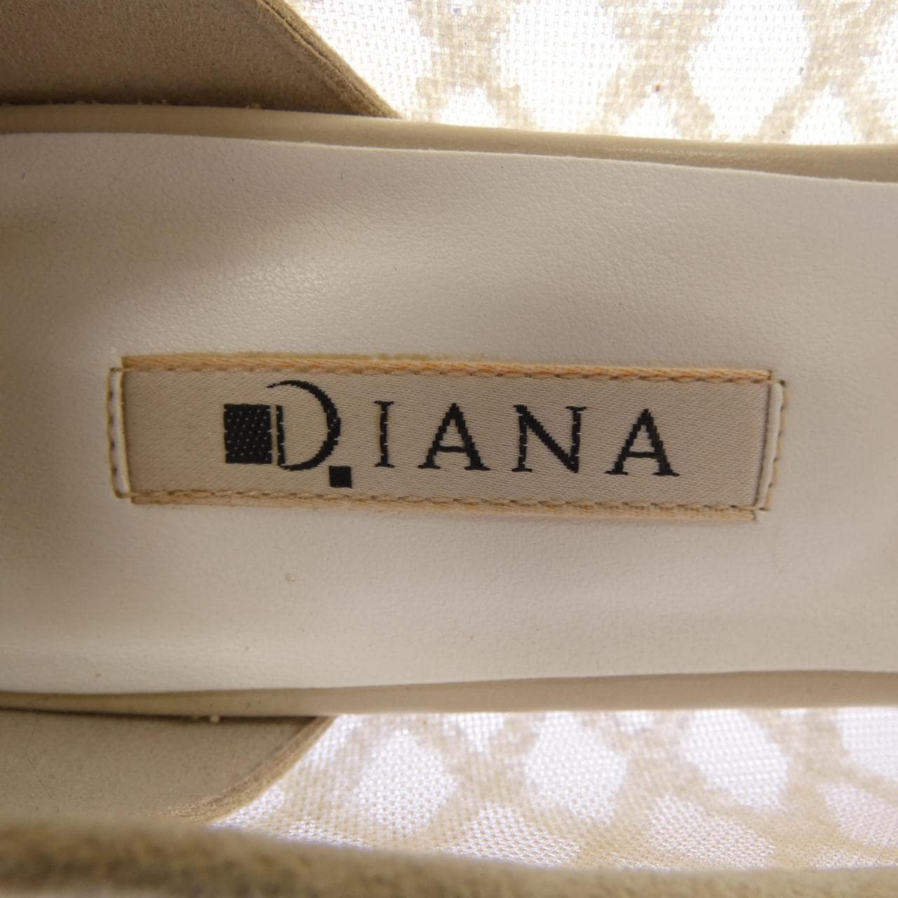 ダイアナ DIANA フラットシューズ