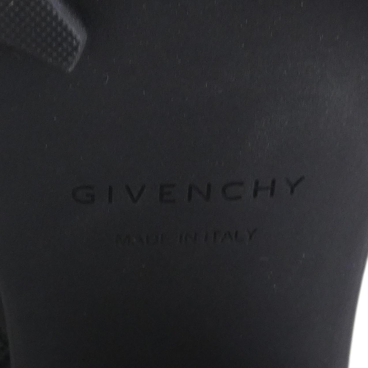 ジバンシー GIVENCHY ブーツ