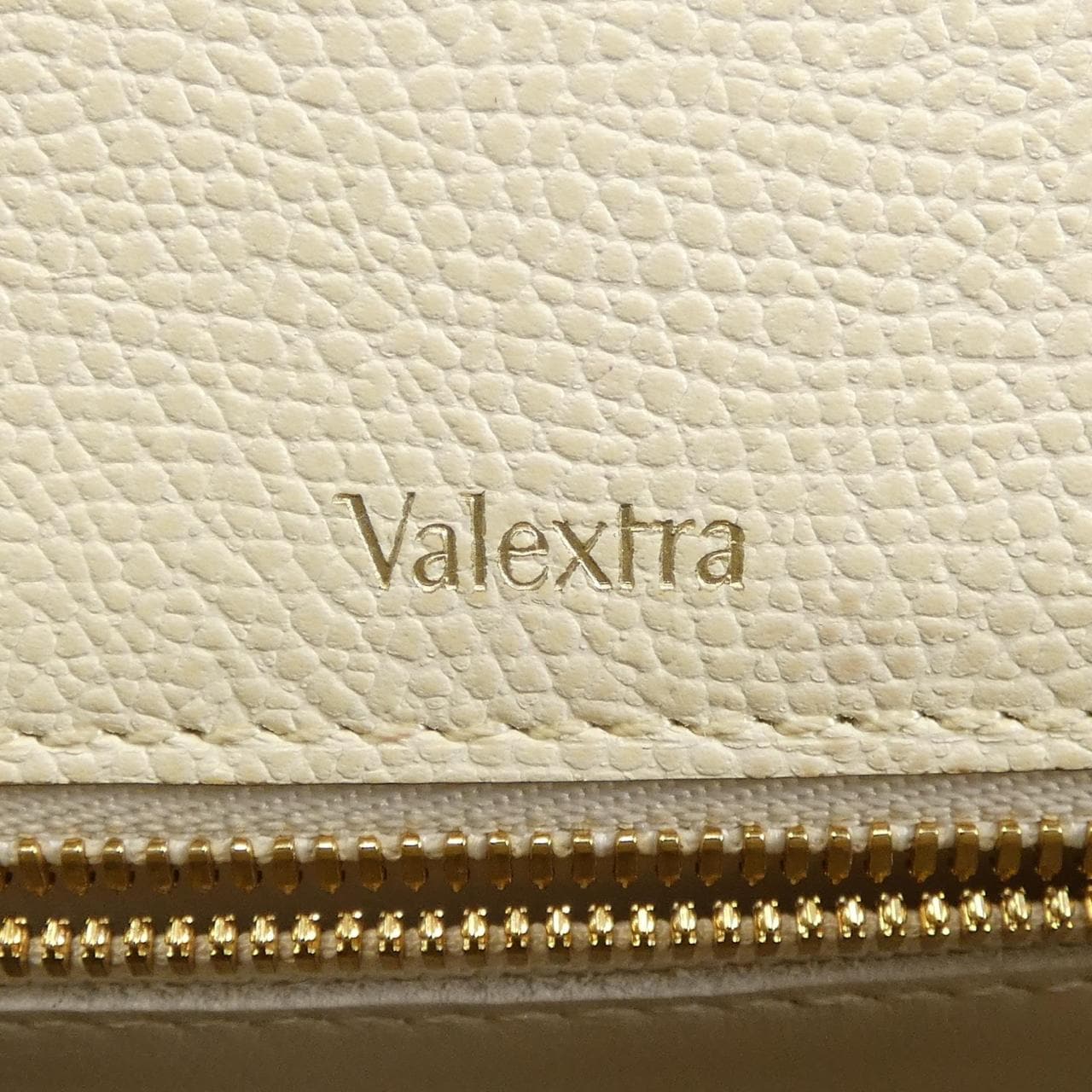 ヴァレクストラ VALEXTRA BAG