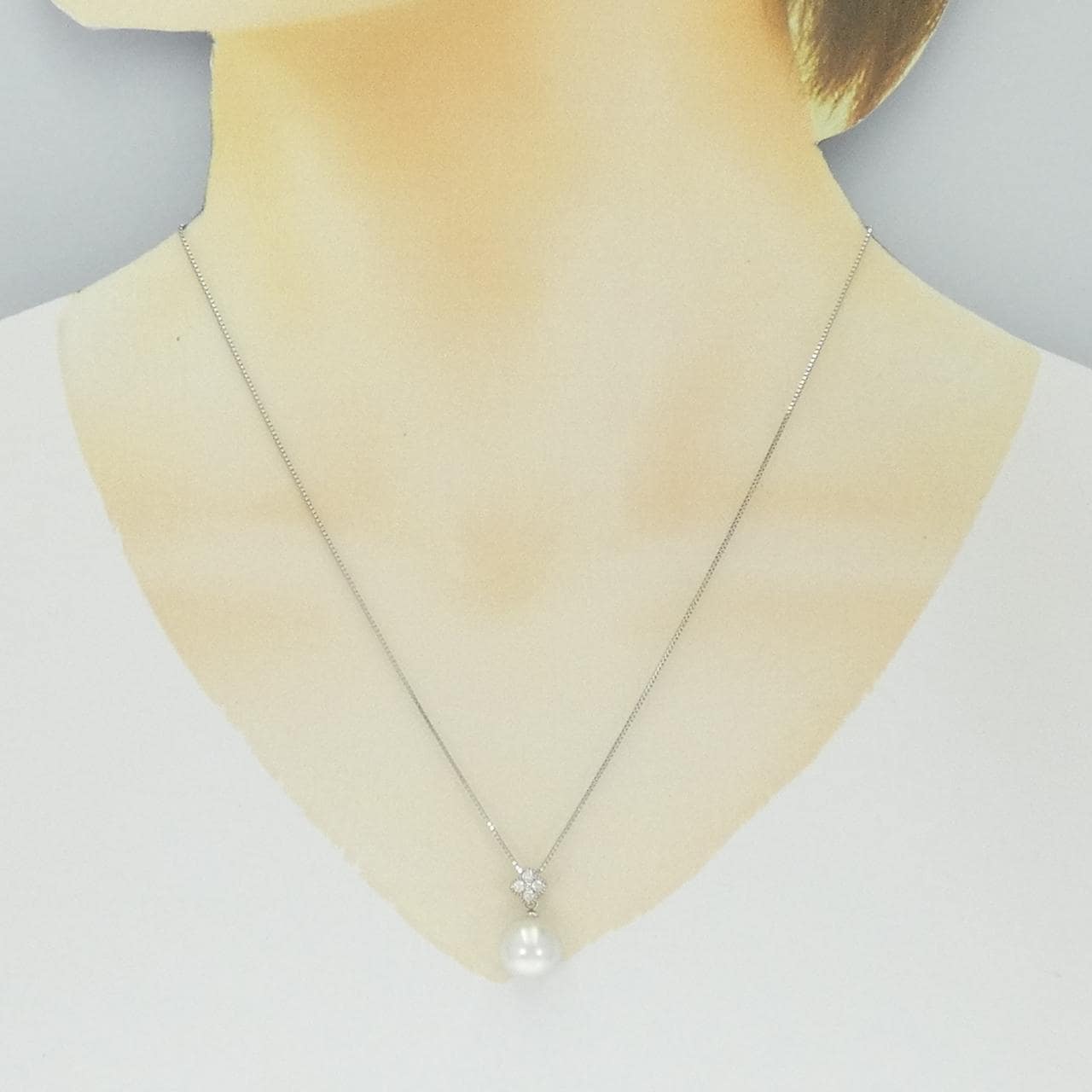 PT900/PT850 フラワー 白蝶パール ネックレス 10.2mm