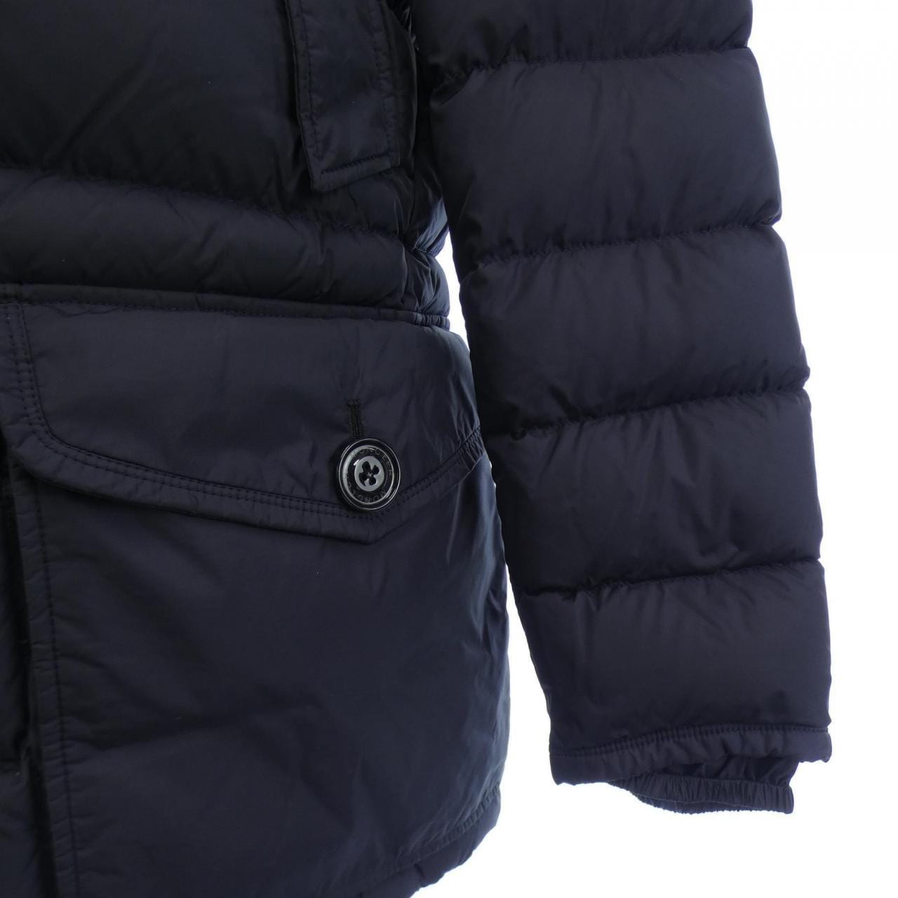 モンクレール MONCLER ダウンジャケット