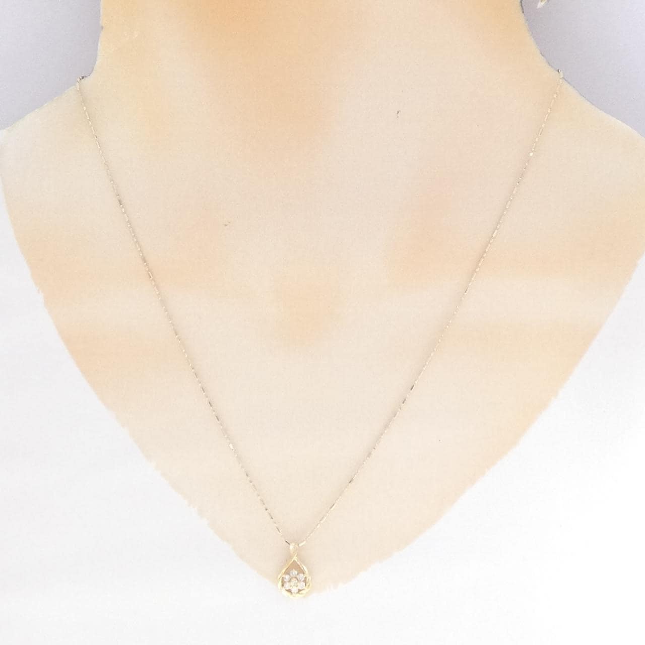 K18YG フラワー ダイヤモンド ネックレス 0.14CT
