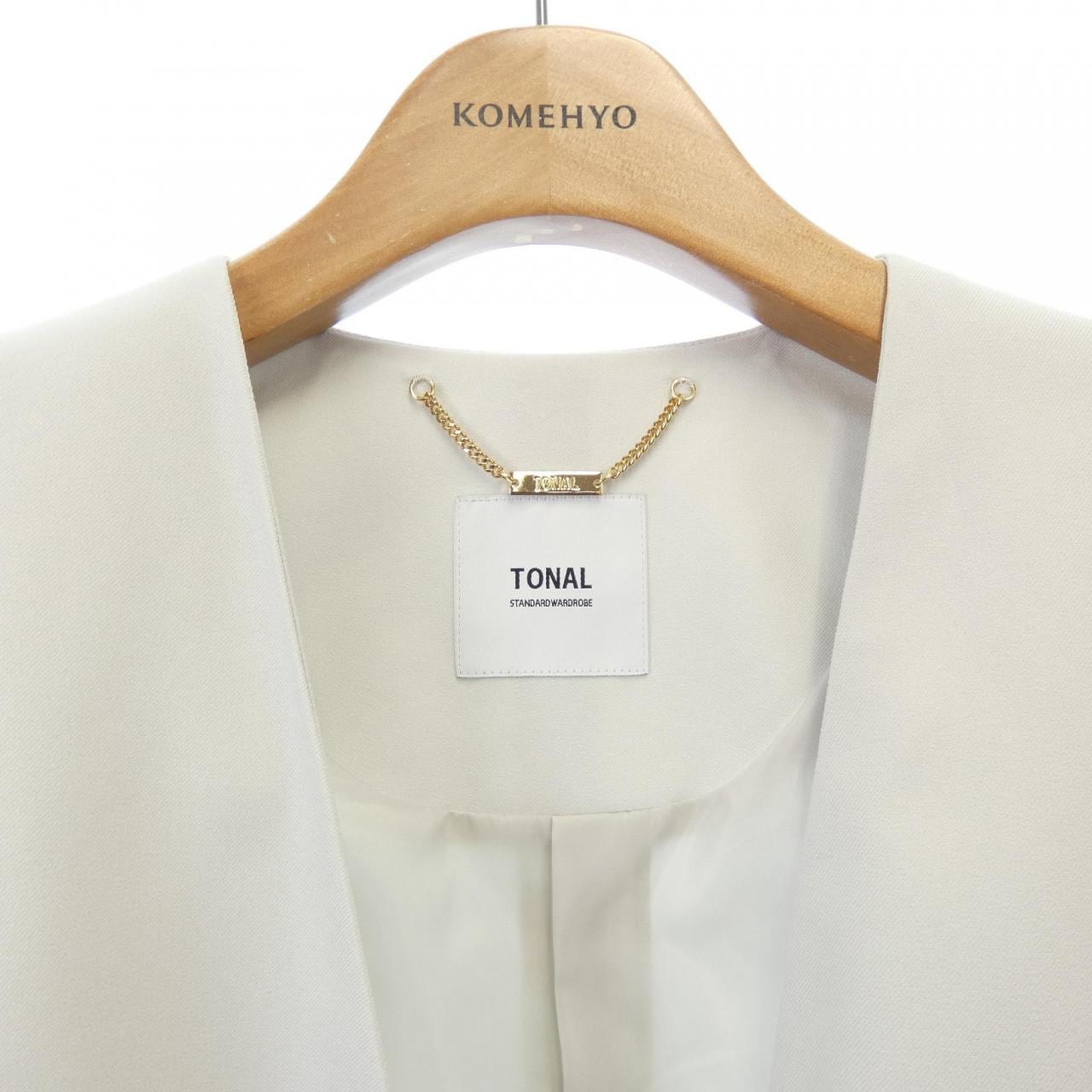 TONAL COAT