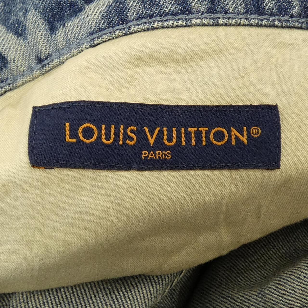 ルイヴィトン LOUIS VUITTON HRD24WKOE ショートパンツ
