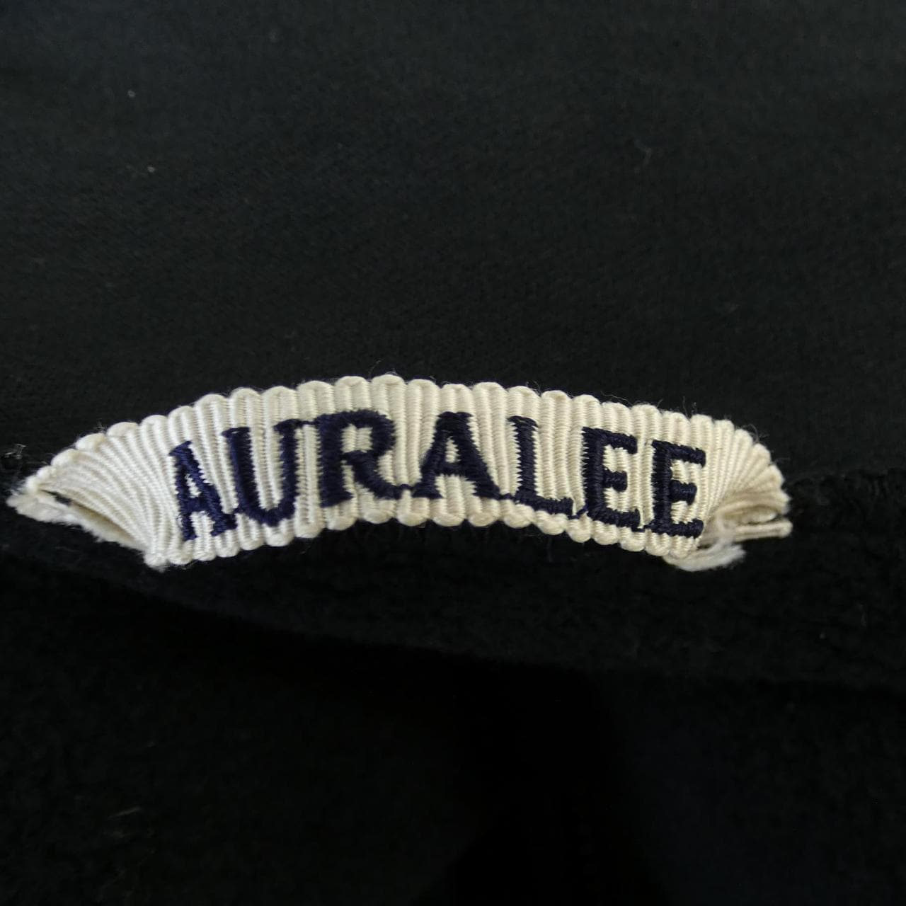 オーラリー AURALEE トップス