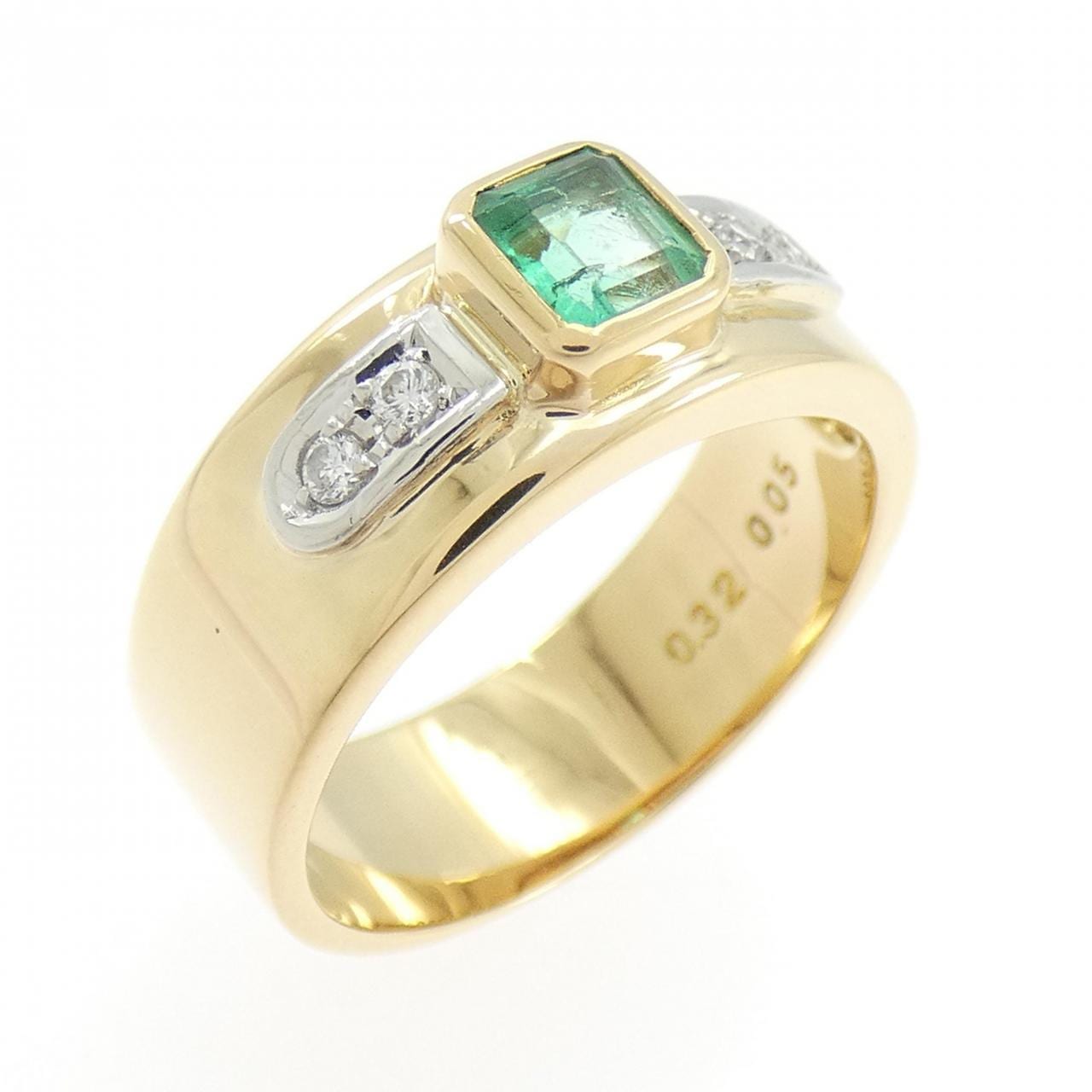 タサキ エメラルド リング 0.32CT