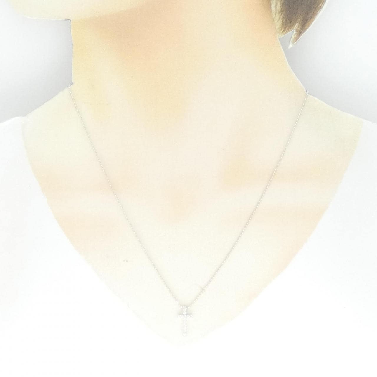 VENDOME cross Diamond necklace 0.12CT