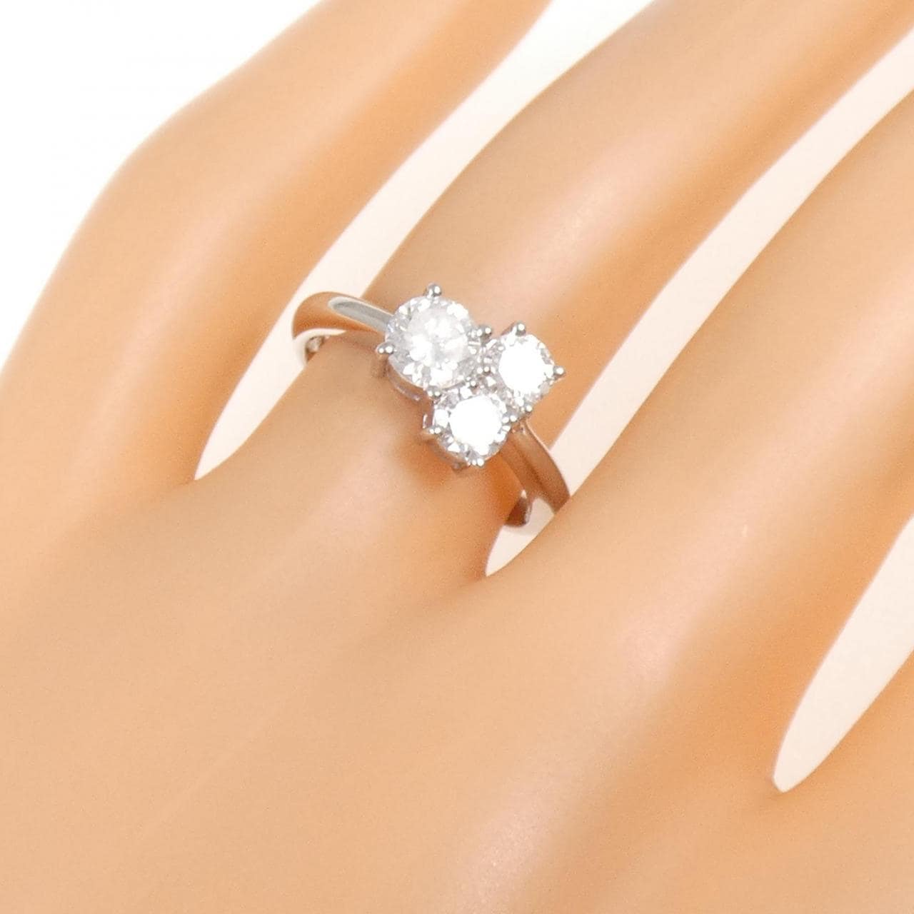 PT900 ダイヤモンド リング 1.00CT