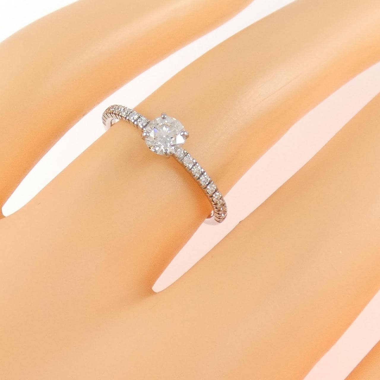カルティエ エタンセル リング 0.30CT