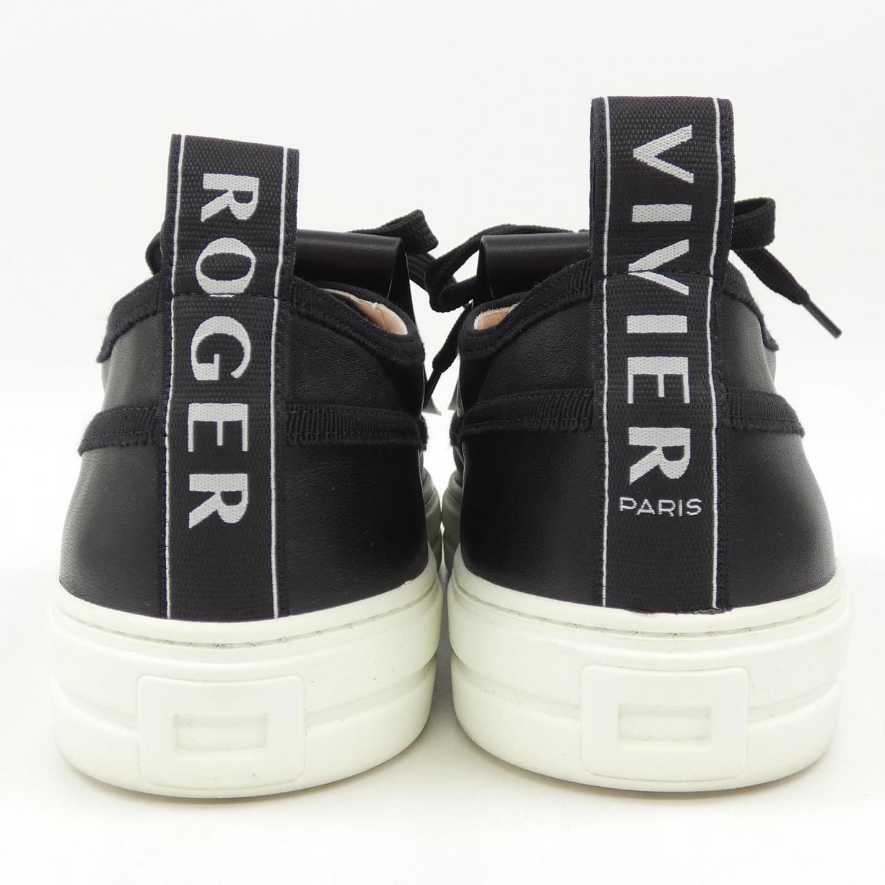 ロジェヴィヴィエ ROGER VIVIER スニーカー