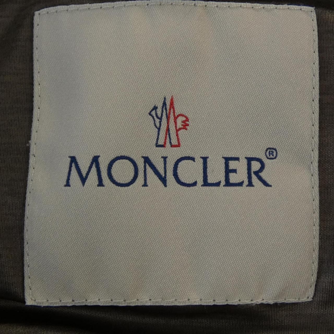 モンクレール MONCLER SUISSE ダウンジャケット
