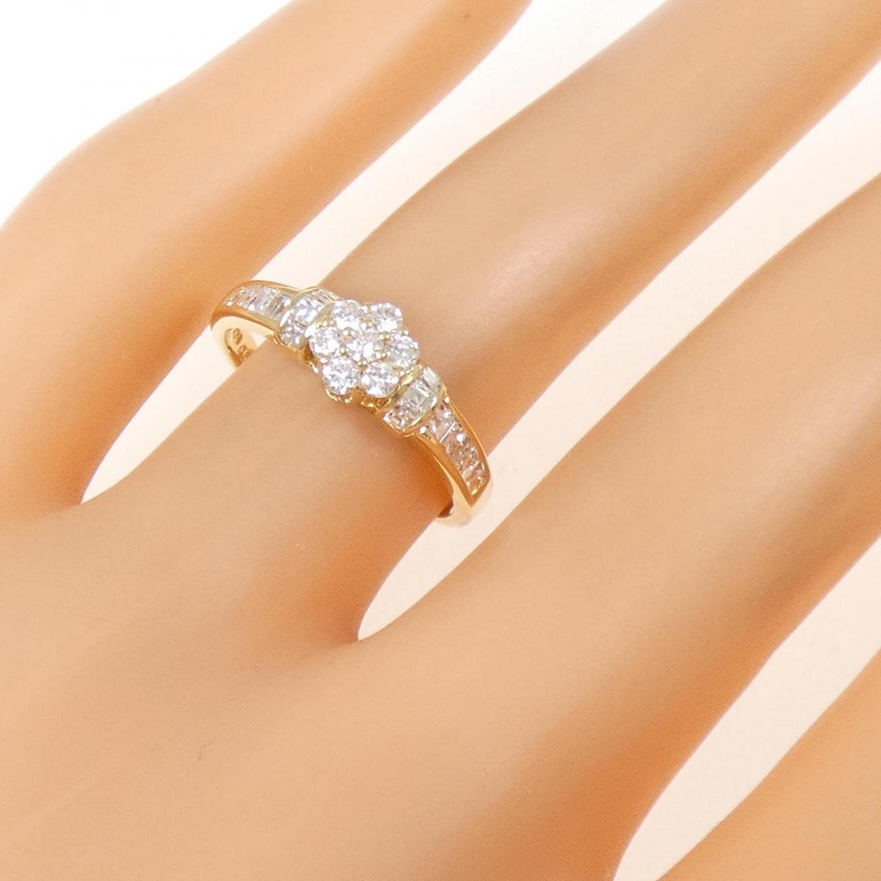 K18YG フラワー ダイヤモンド リング 0.59CT