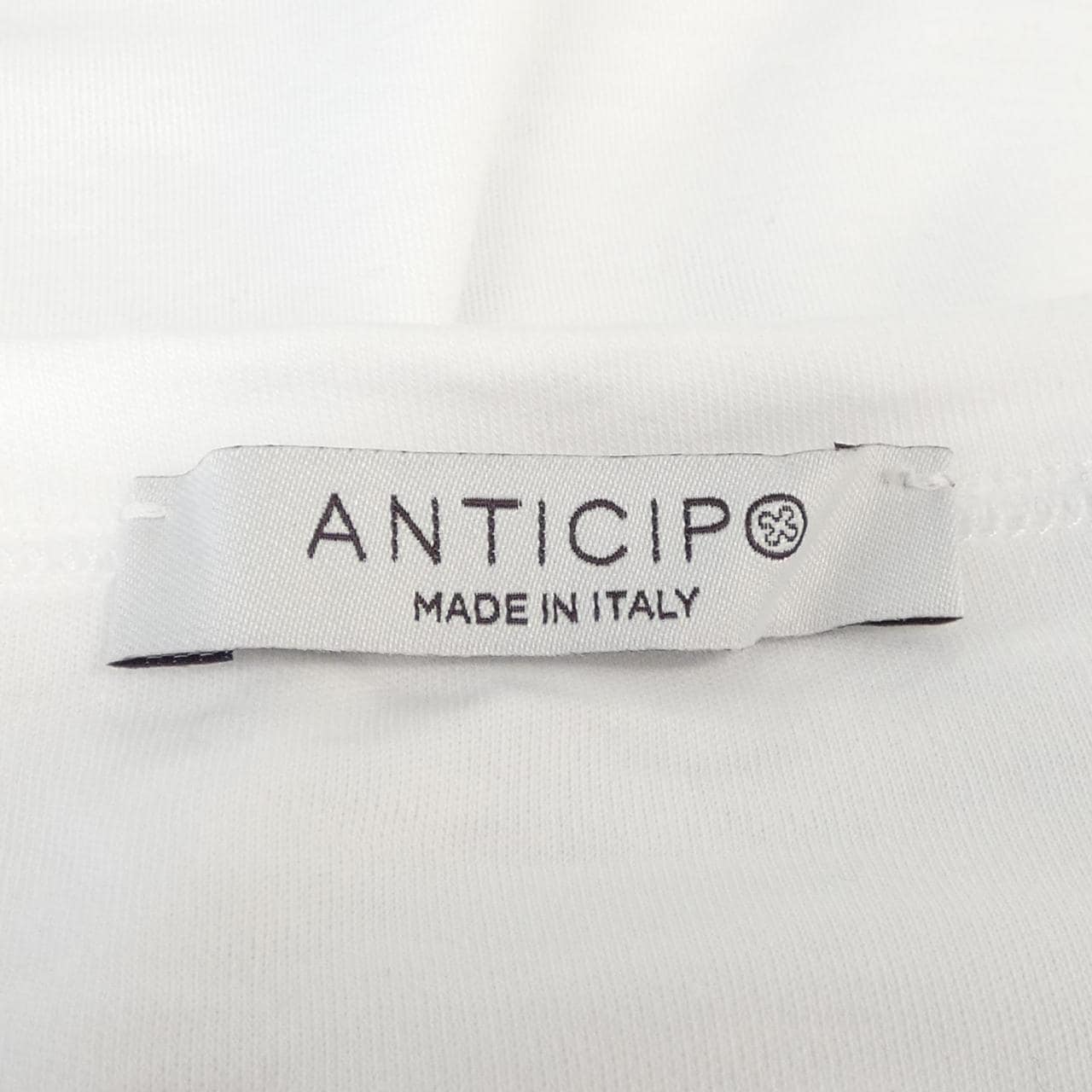 アンティーチポ ANTICIPO Tシャツ