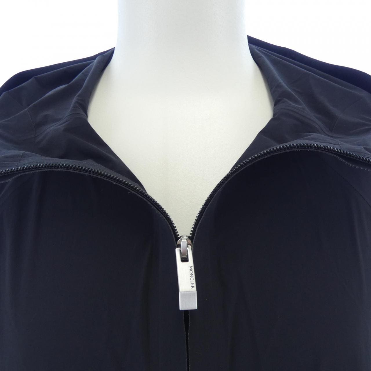 モンクレール MONCLER CHALVINE ブルゾン
